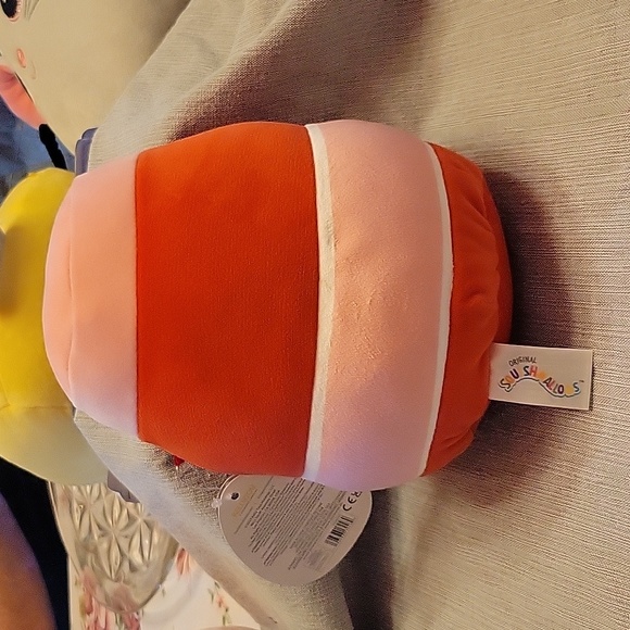 Janna Strawberry Jam - Picture 3 of 8